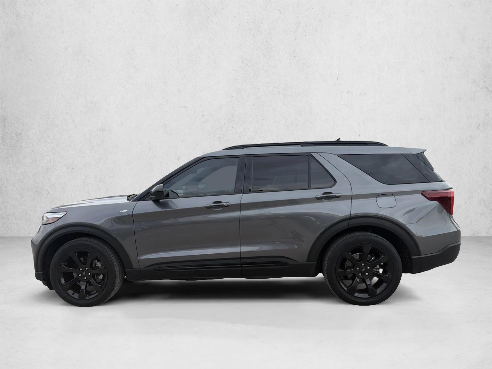 Thumbnail: 2022 Ford Explorer - 2