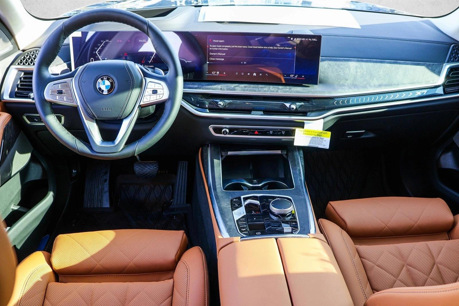 Thumbnail: 2026 BMW X7 - 4