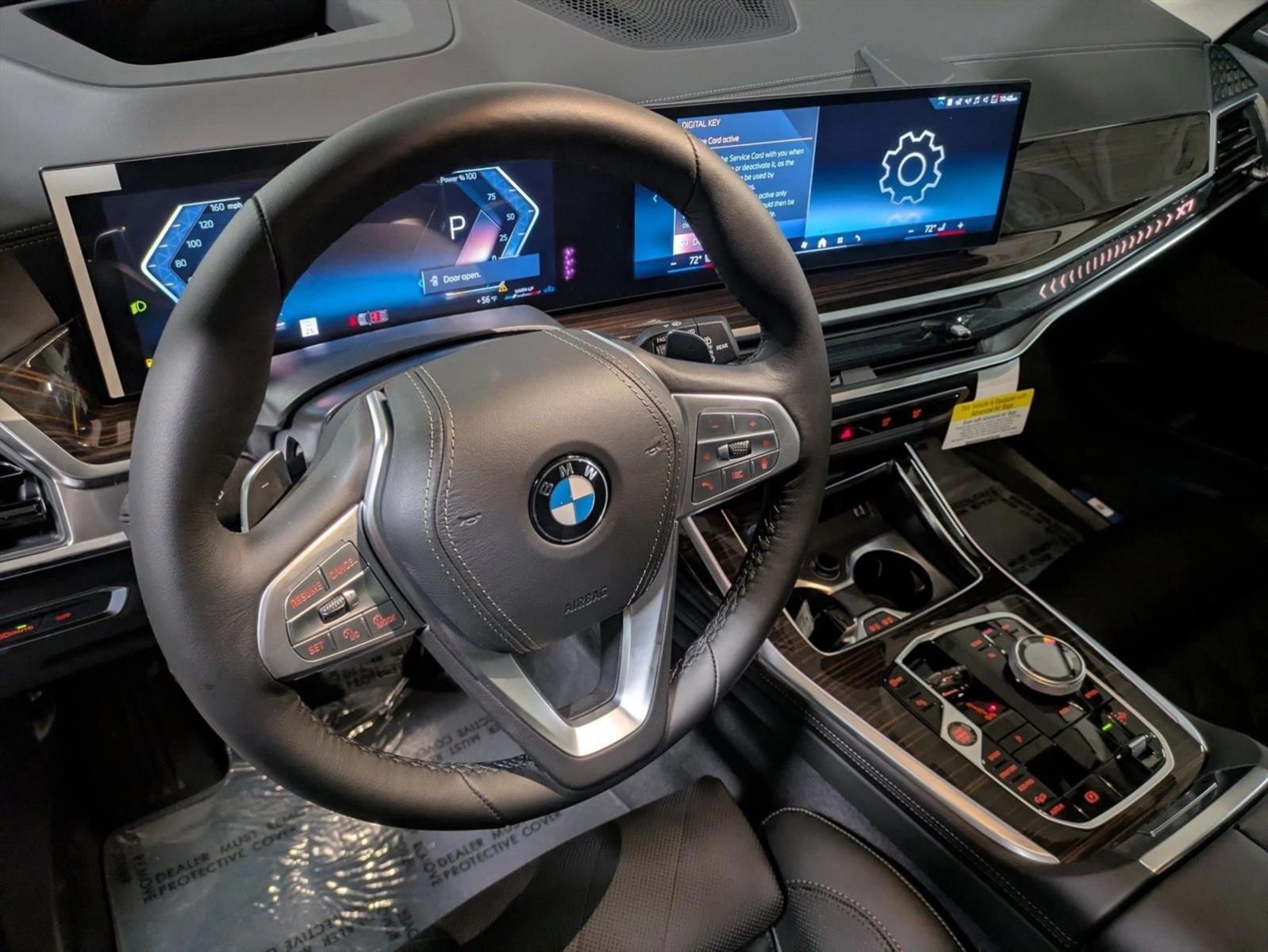 Thumbnail: 2026 BMW X7 - 3