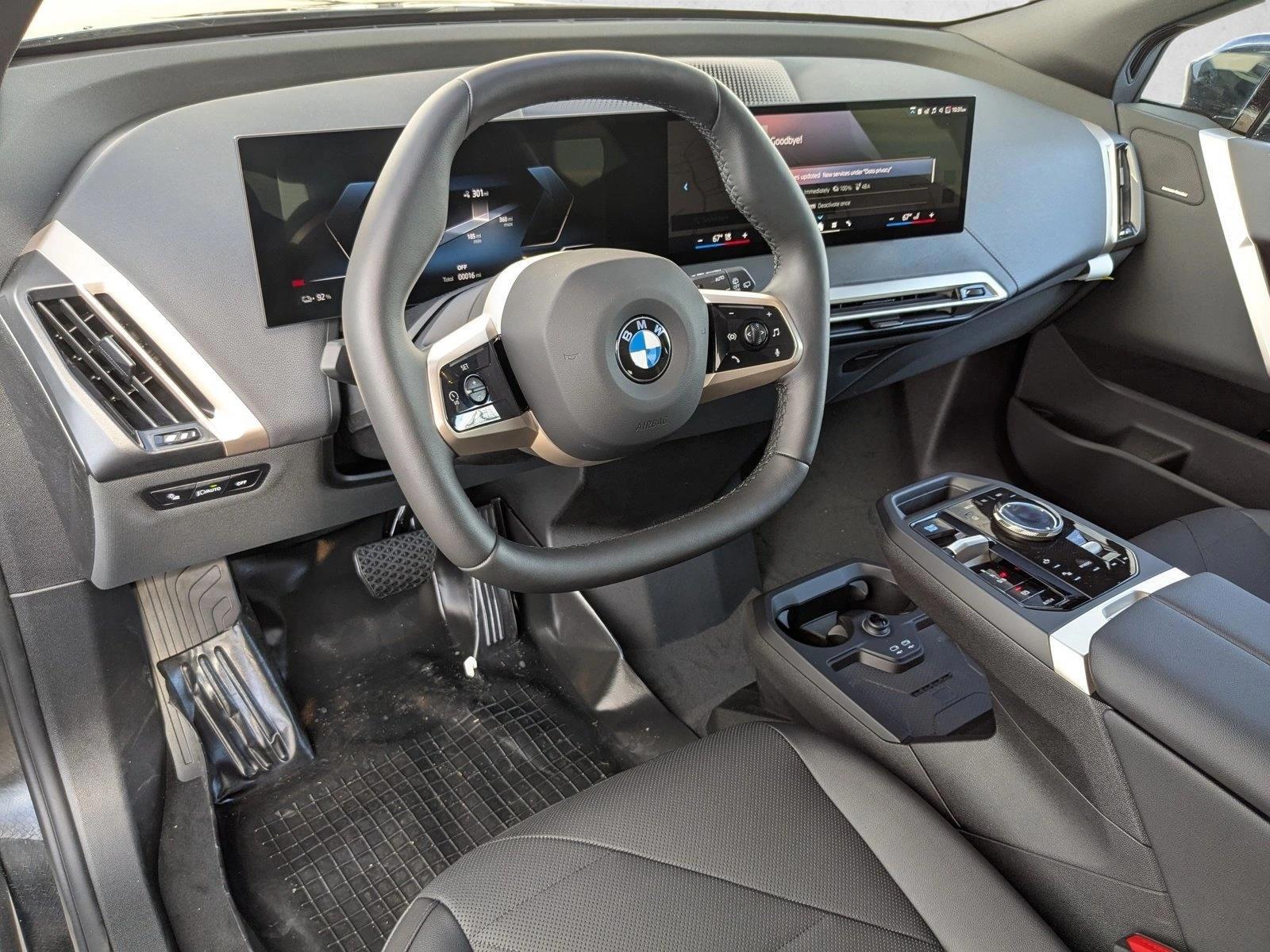 Thumbnail: 2026 BMW iX - 3