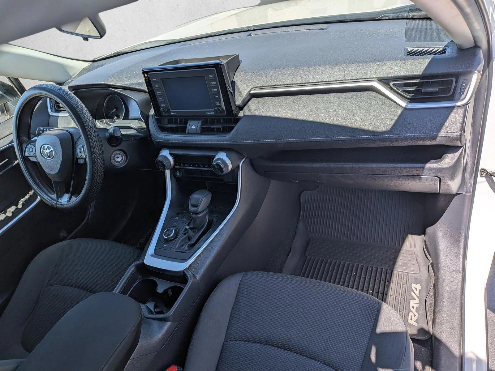 Thumbnail: 2020 Toyota RAV4 - 5
