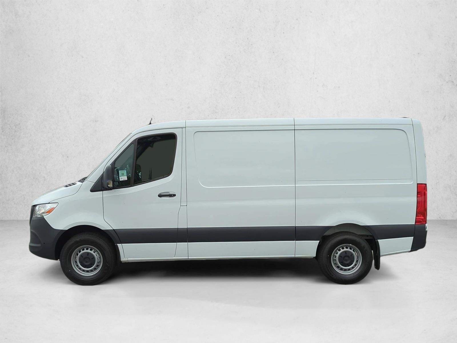Thumbnail: 2026 Mercedes-Benz Sprinter - 2