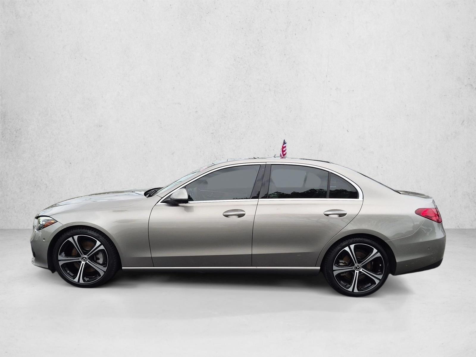 Thumbnail: 2023 Mercedes-Benz C-Class - 2