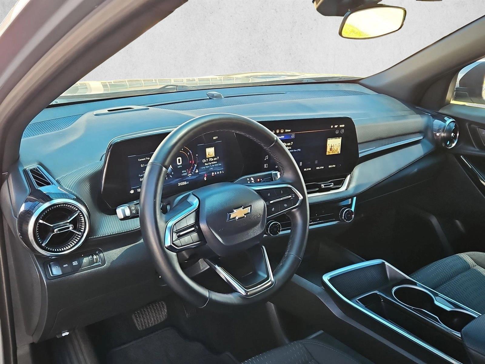 Thumbnail: 2025 Chevrolet Equinox - 3