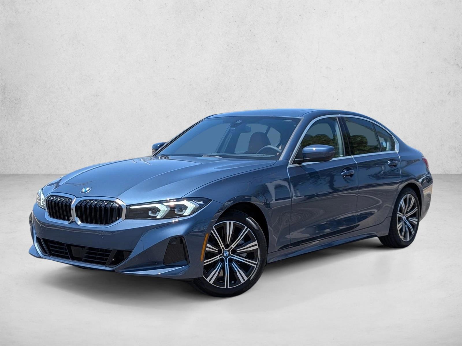 Thumbnail: 2026 BMW 3 Series - 1