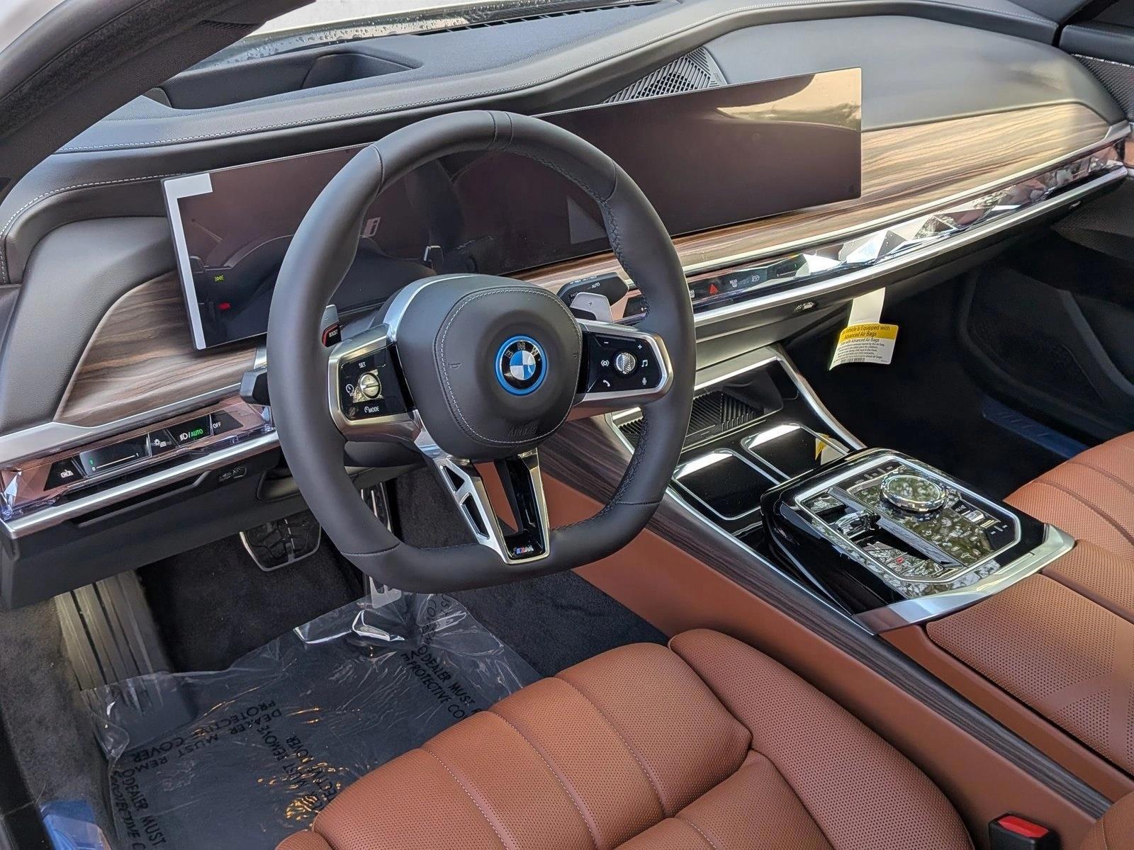 Thumbnail: 2026 BMW 7 Series - 3