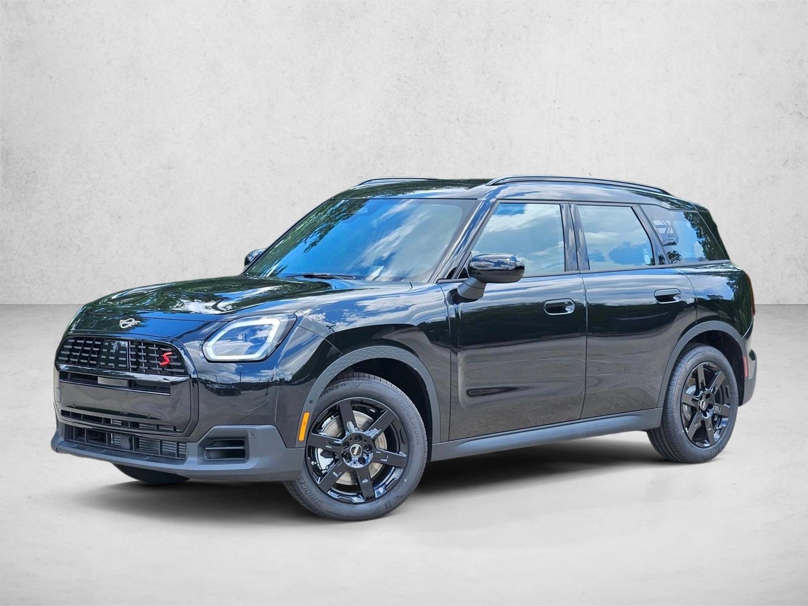 Thumbnail: 2027 MINI Cooper Countryman - 1