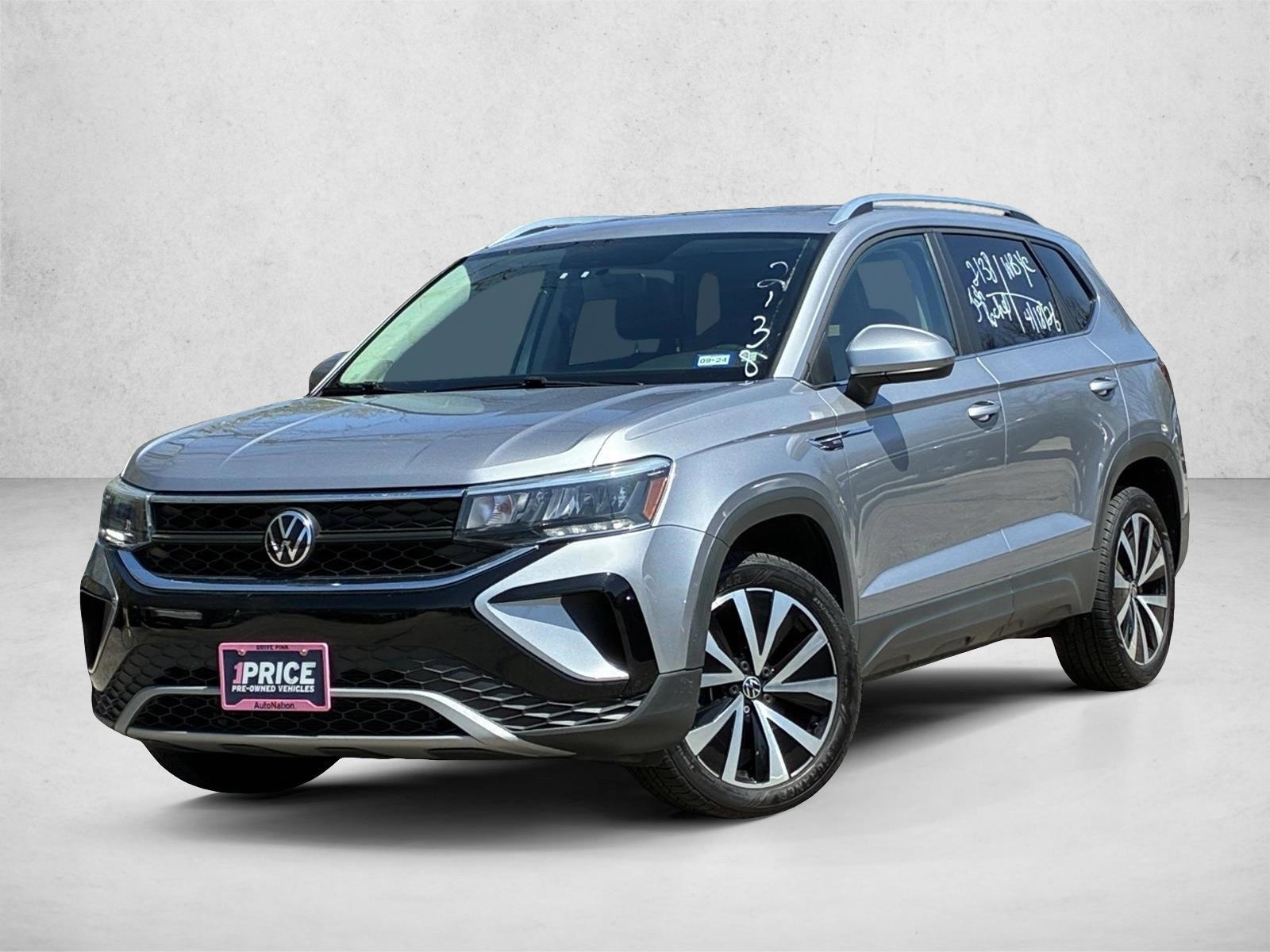 Thumbnail: 2022 Volkswagen Taos - 1