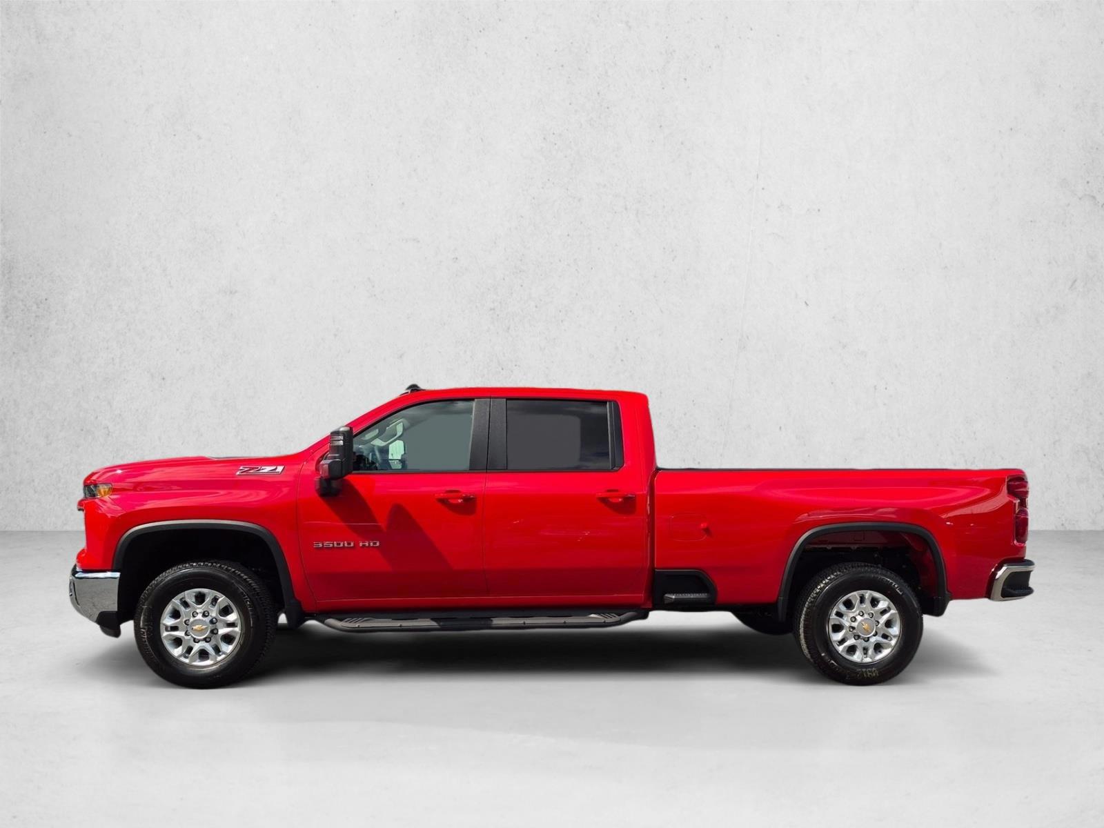 Thumbnail: 2026 Chevrolet Silverado 3500 - 2