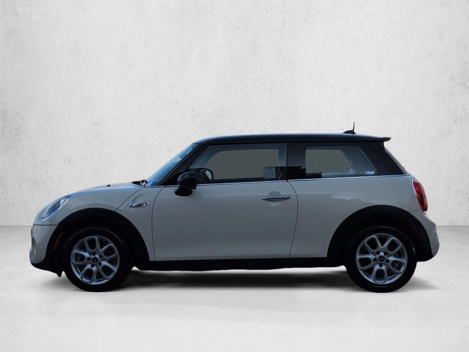 Thumbnail: 2017 MINI Cooper Hardtop - 2