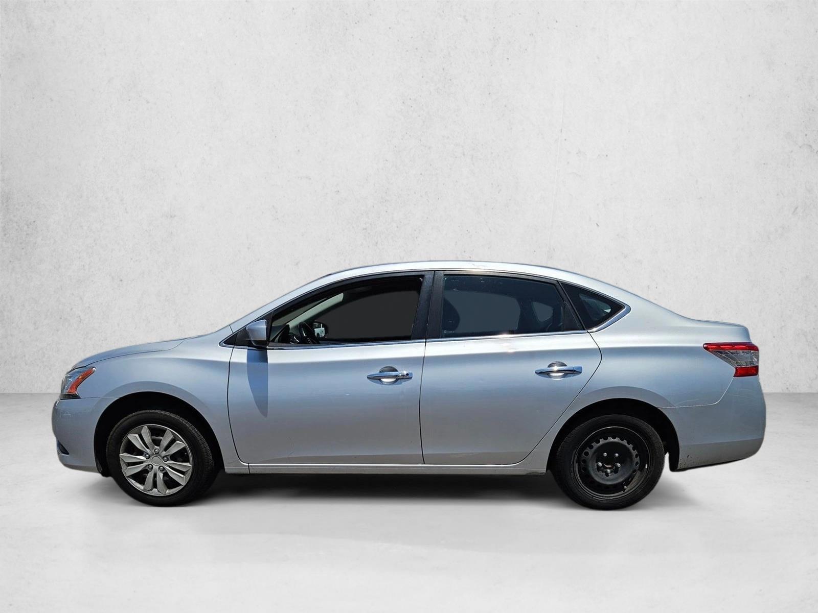 Thumbnail: 2015 Nissan Sentra - 3