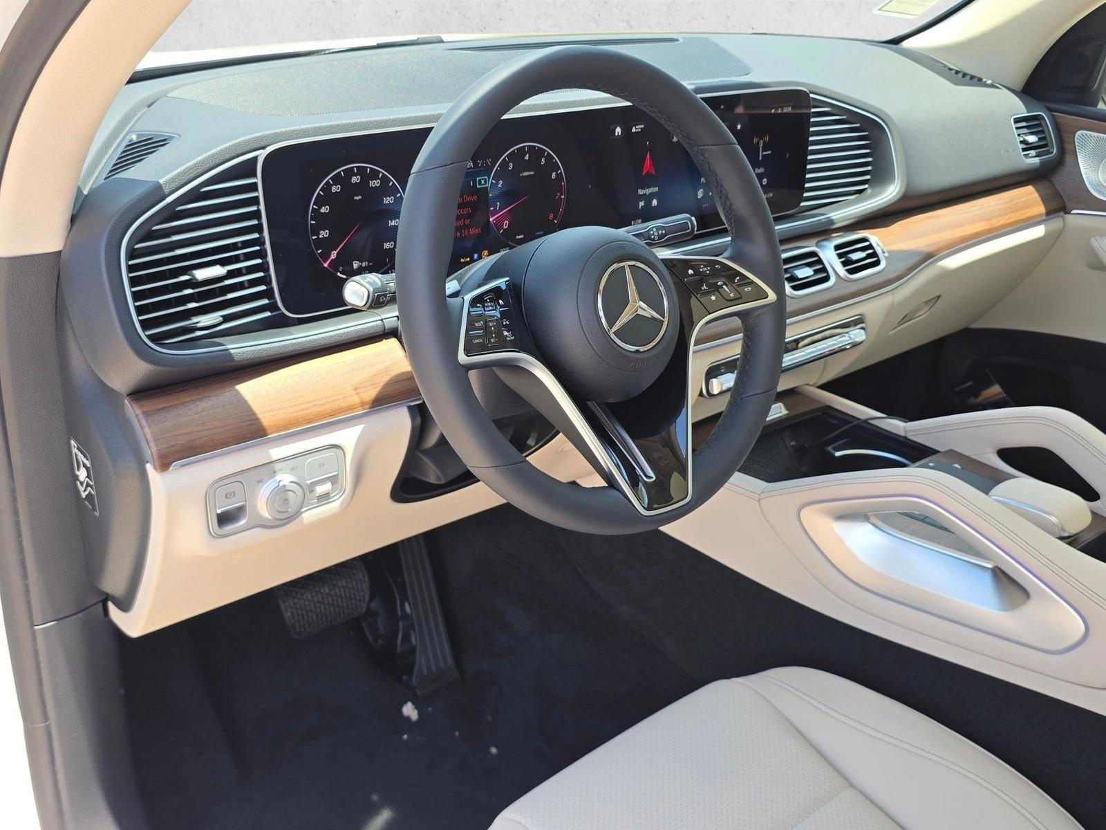 Thumbnail: 2026 Mercedes-Benz GLE - 3
