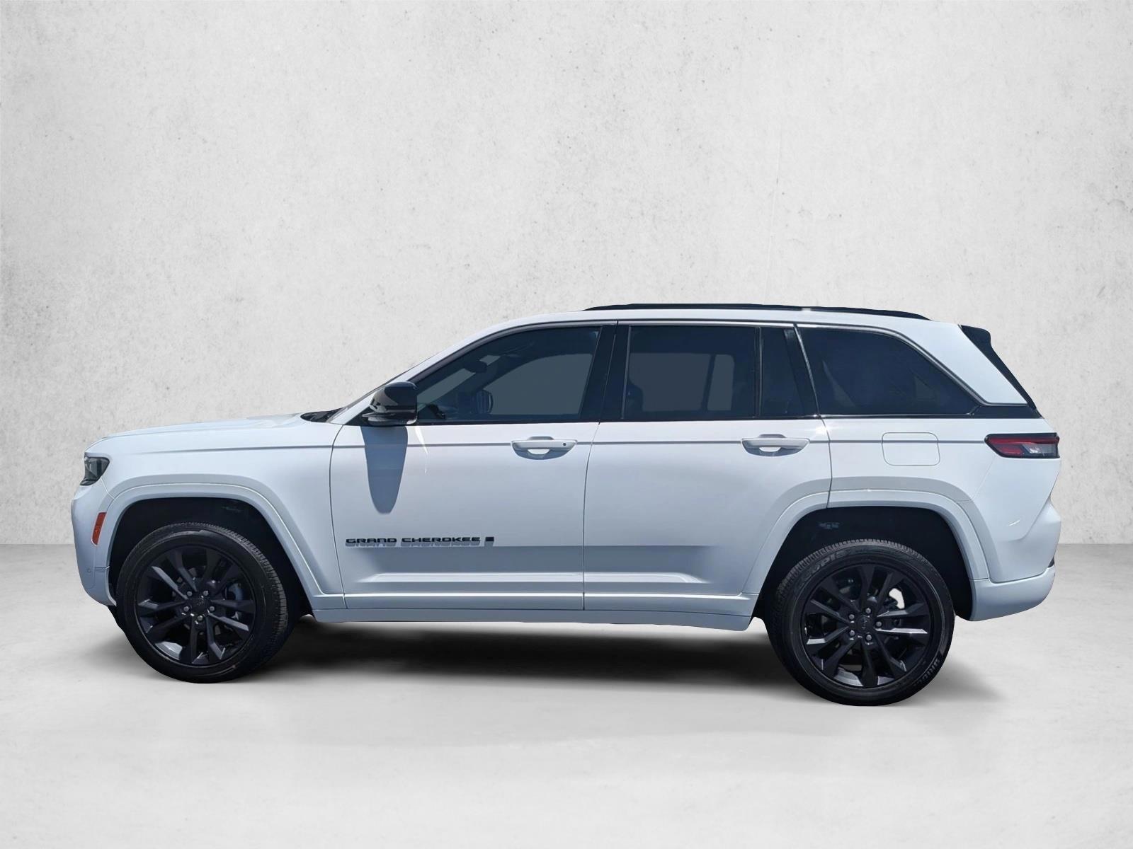 Thumbnail: 2026 Jeep Grand Cherokee - 2