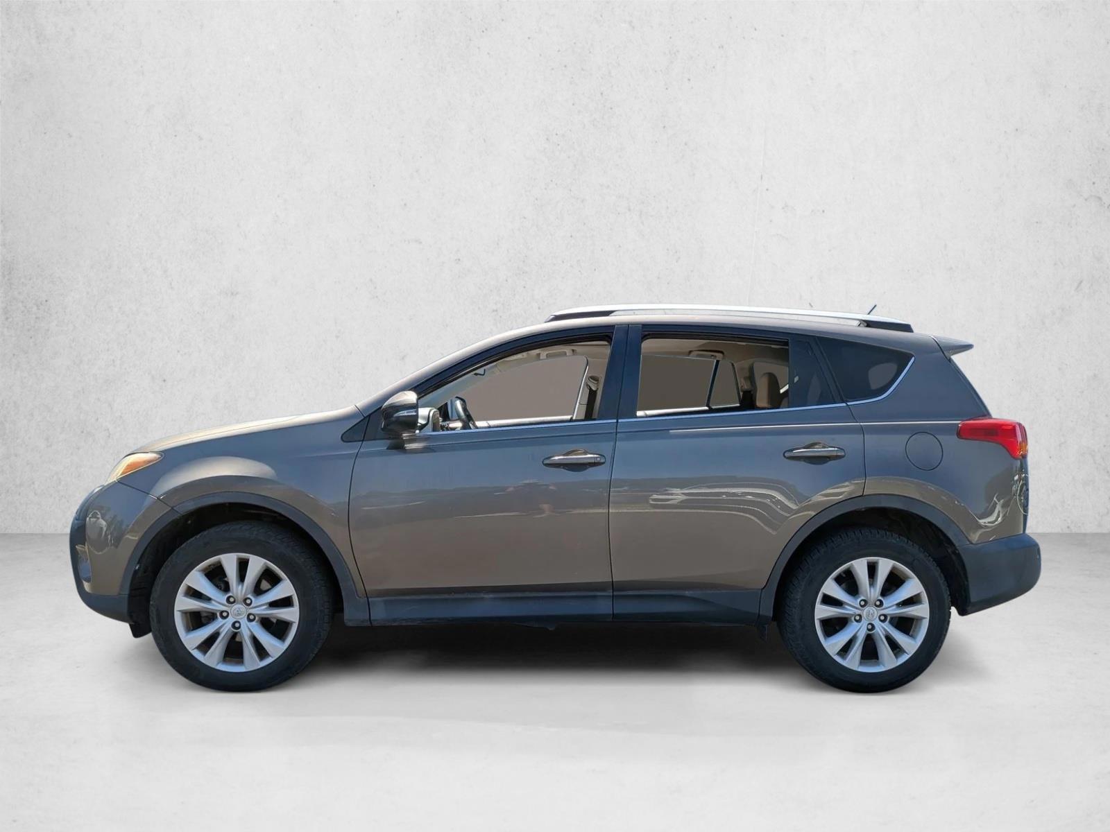 Thumbnail: 2015 Toyota RAV4 - 2