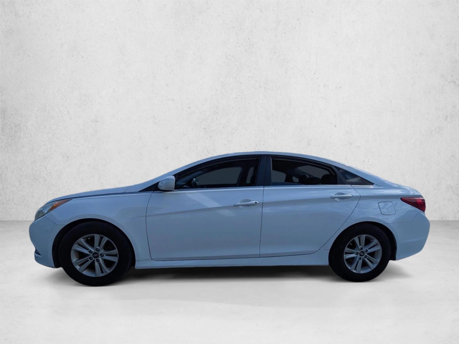 Thumbnail: 2014 Hyundai Sonata - 2