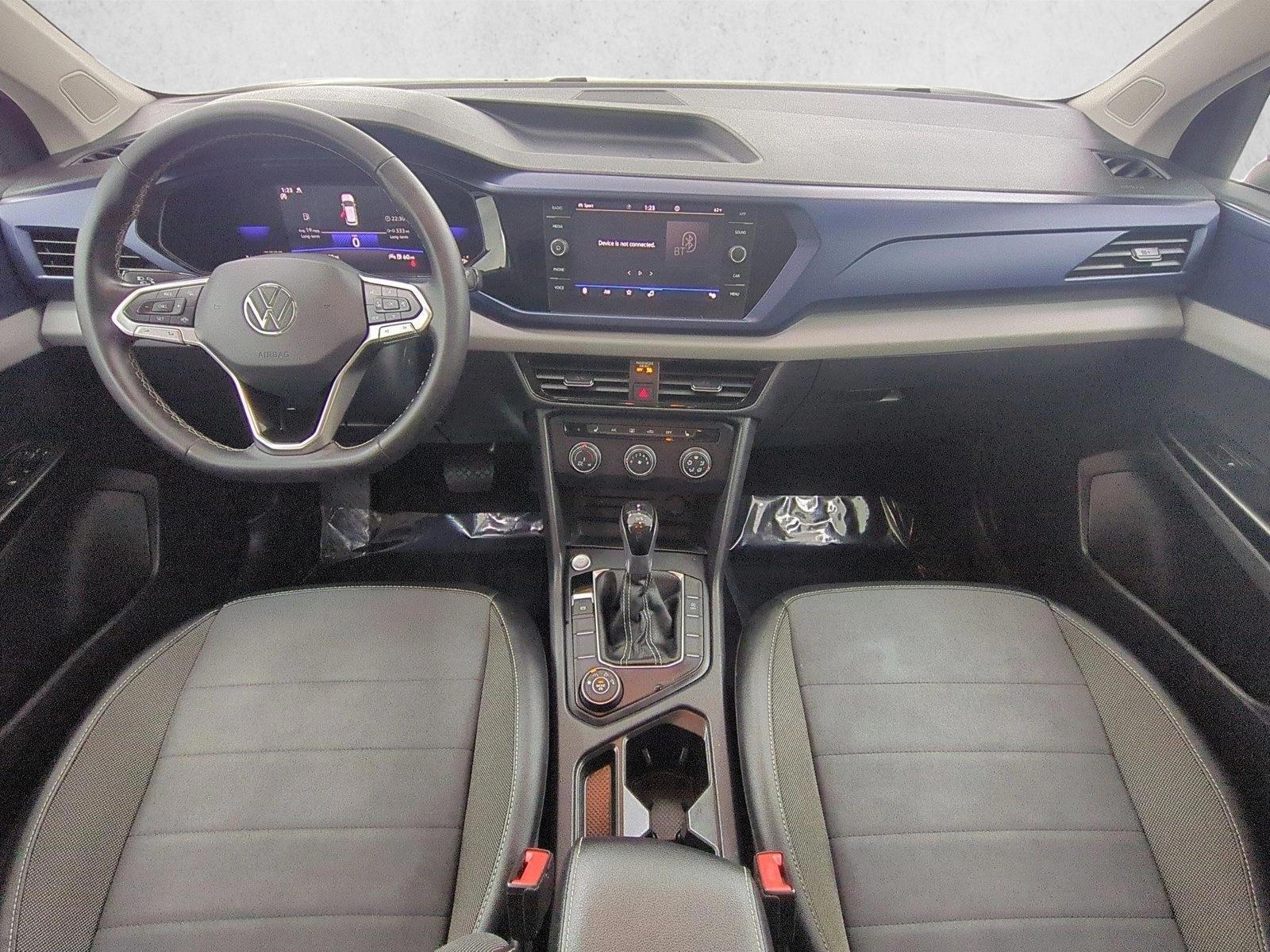Thumbnail: 2022 Volkswagen Taos - 4