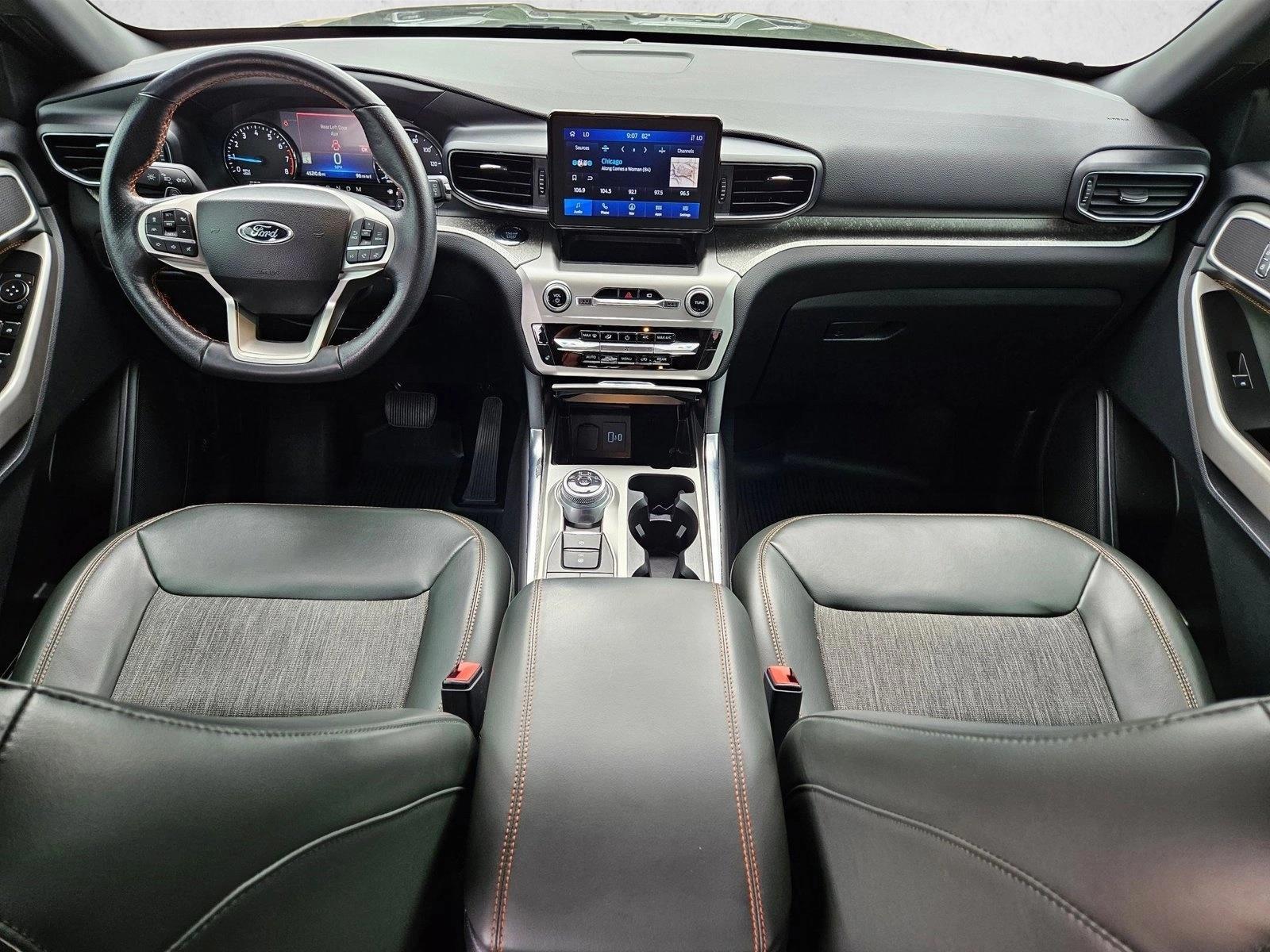 Thumbnail: 2022 Ford Explorer - 4