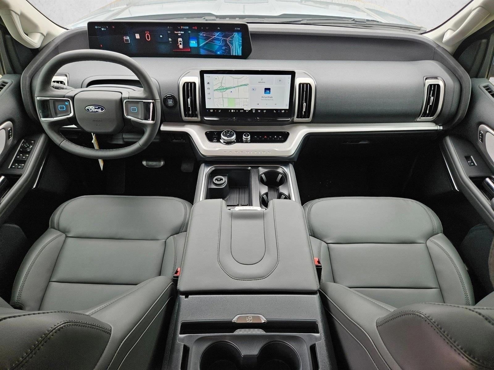 Thumbnail: 2026 Ford Expedition - 3