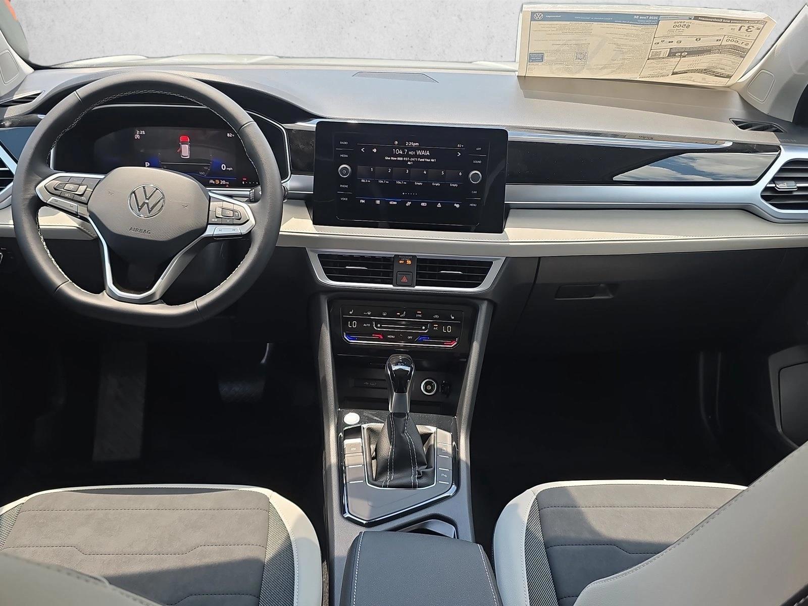 Thumbnail: 2026 Volkswagen Taos - 3