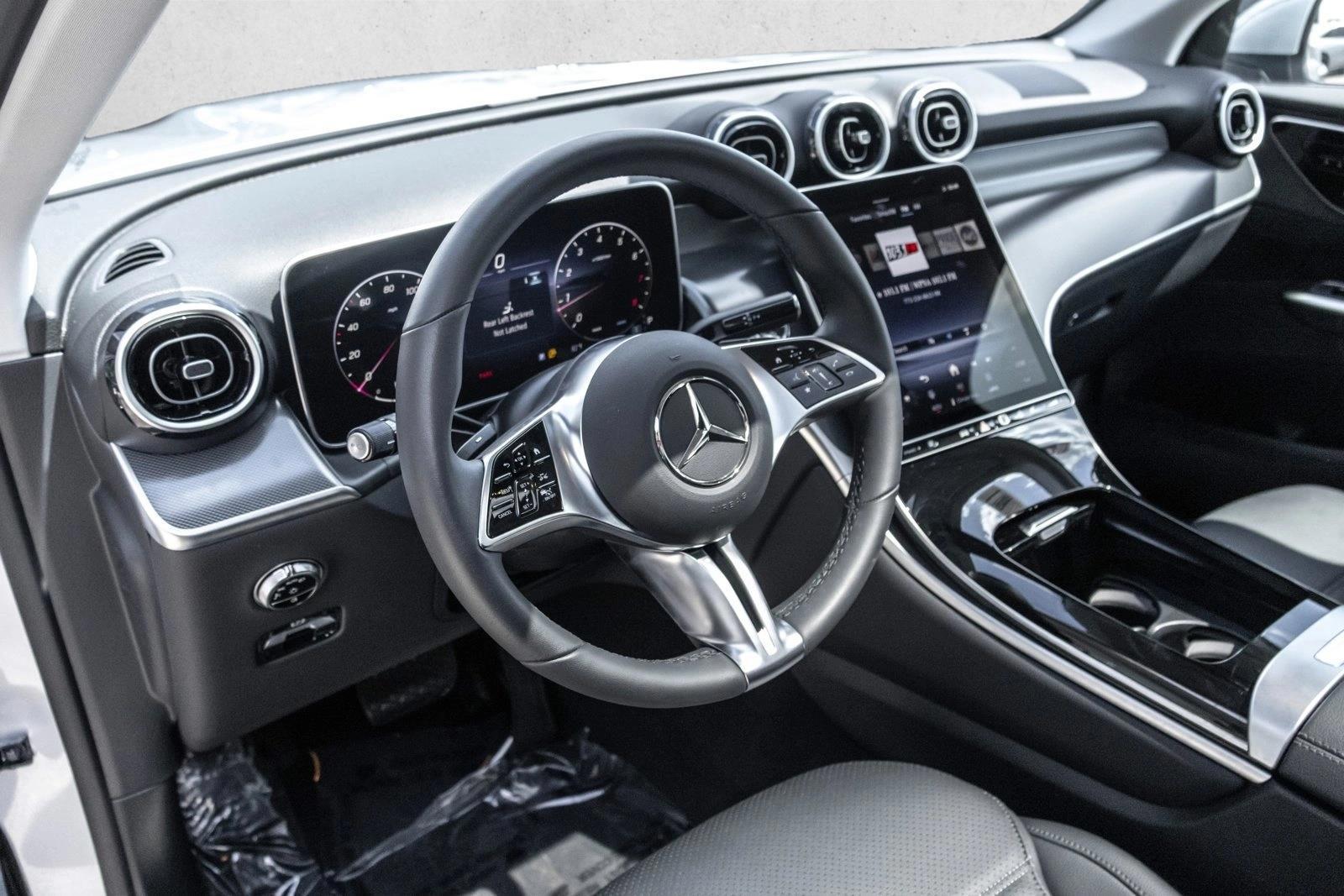 Thumbnail: 2026 Mercedes-Benz GLC - 3