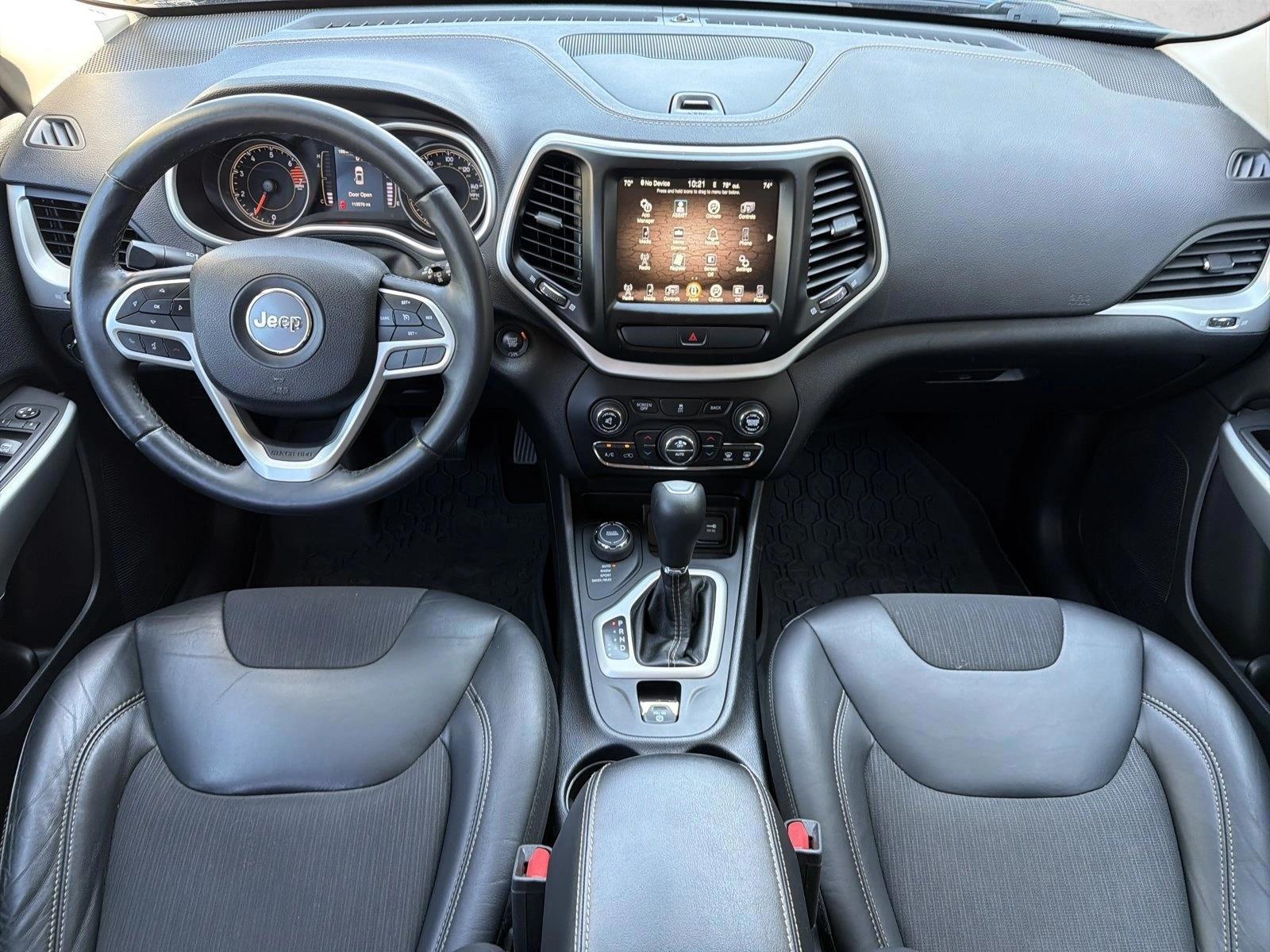 Thumbnail: 2018 Jeep Cherokee - 4