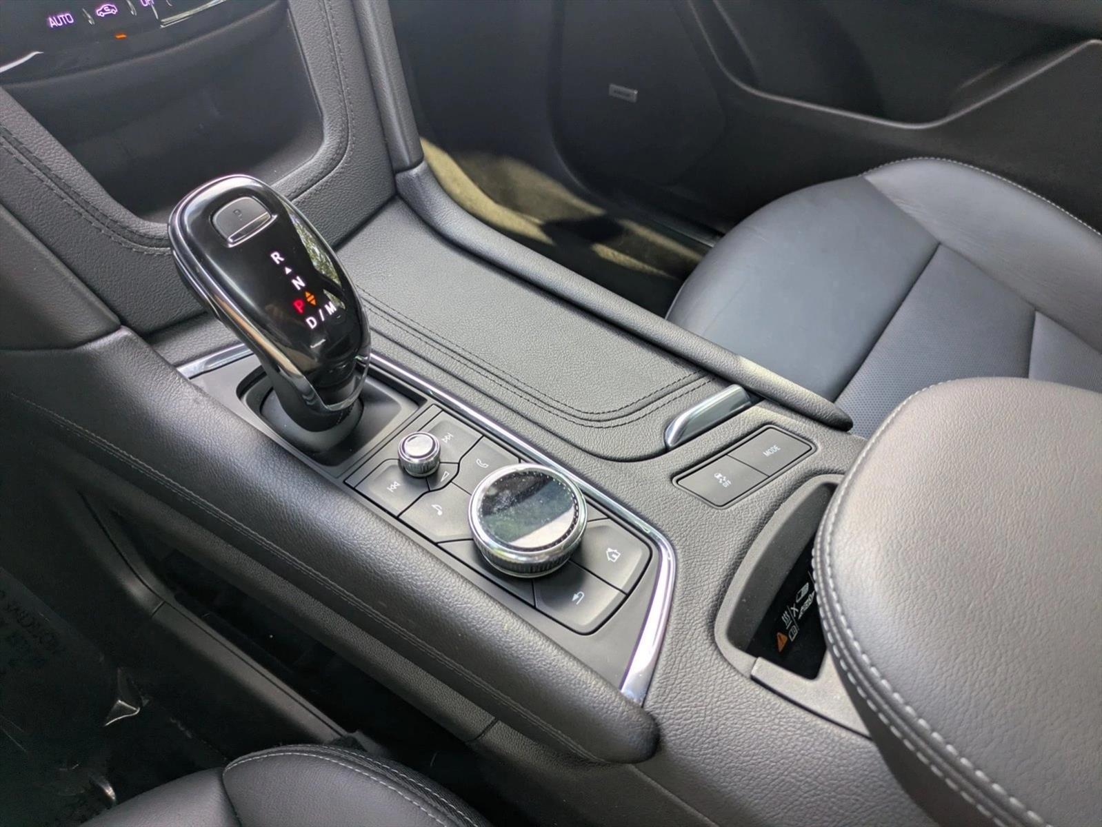 2020 Cadillac XT5 Sport - Photo 12