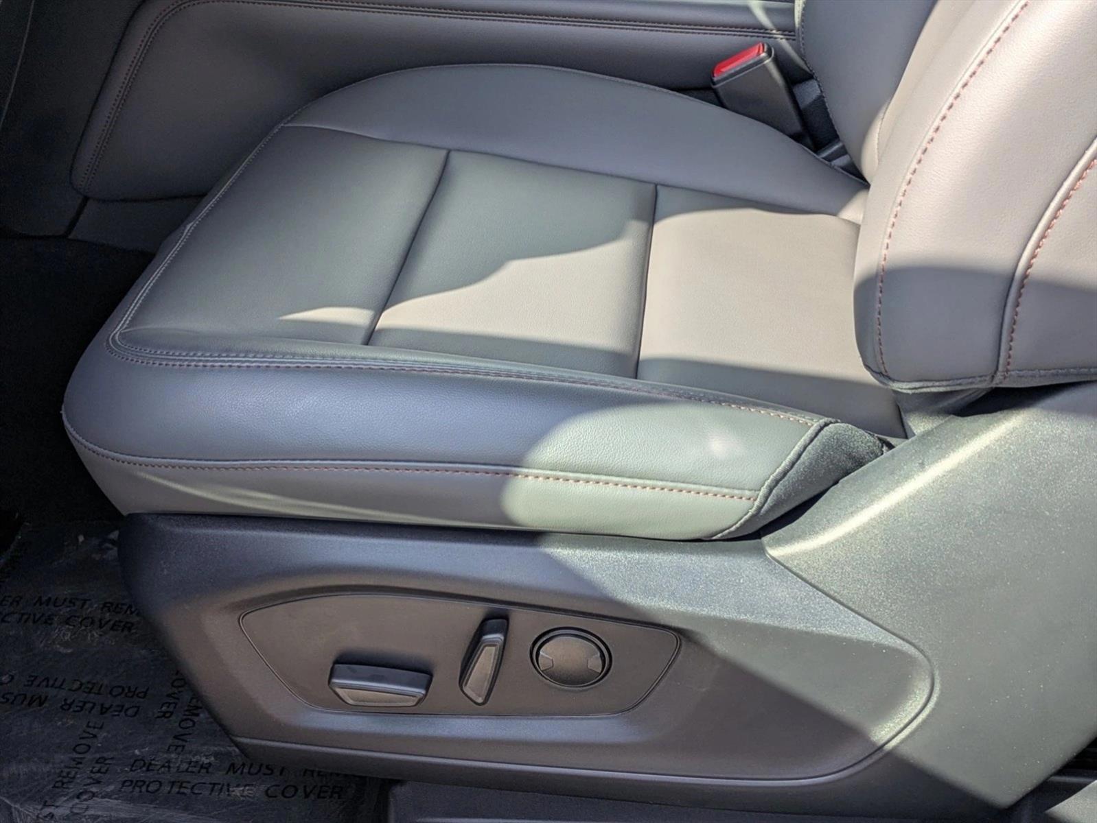 Thumbnail: 2026 Ford Explorer - 3