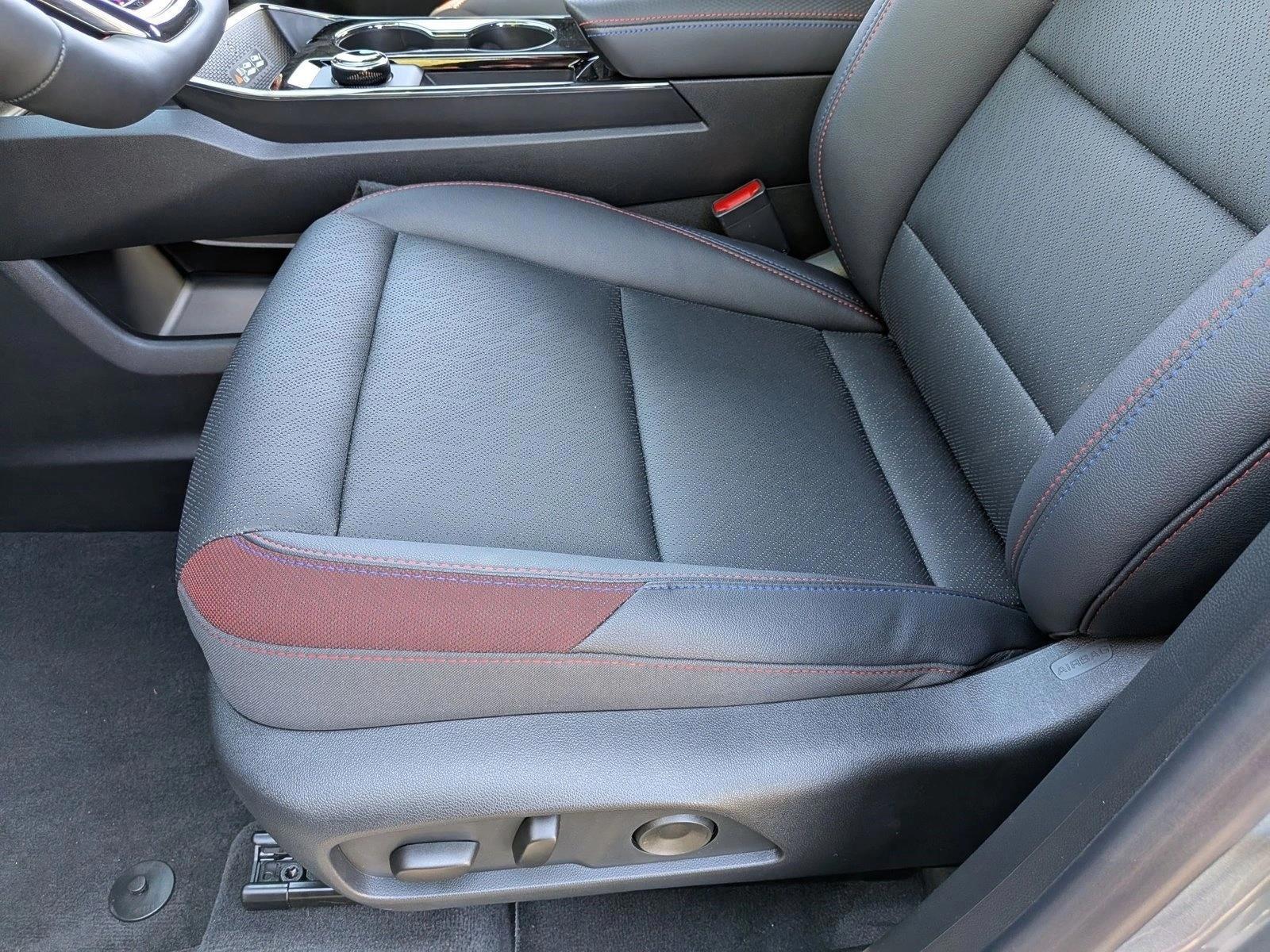 Thumbnail: 2026 Chevrolet Equinox - 4