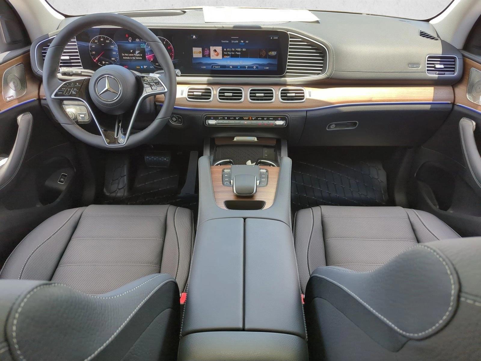 Thumbnail: 2026 Mercedes-Benz GLE - 4