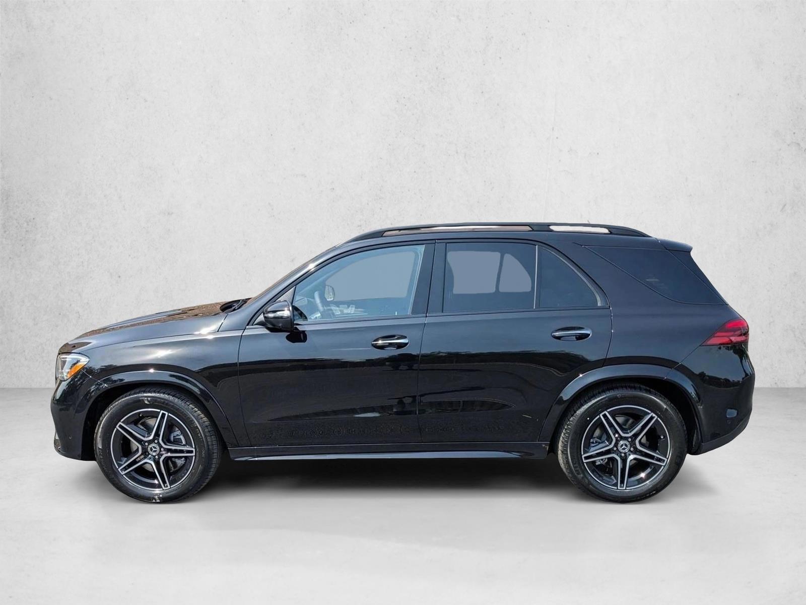 Thumbnail: 2026 Mercedes-Benz GLE - 2