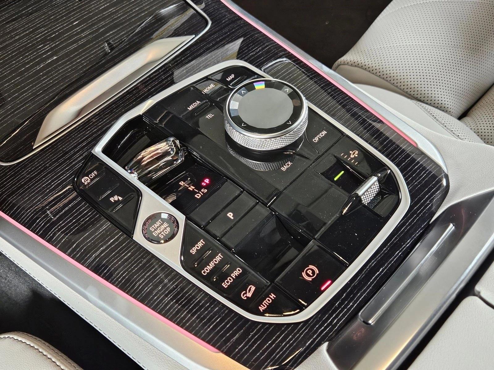 Thumbnail: 2026 BMW X5 - 3