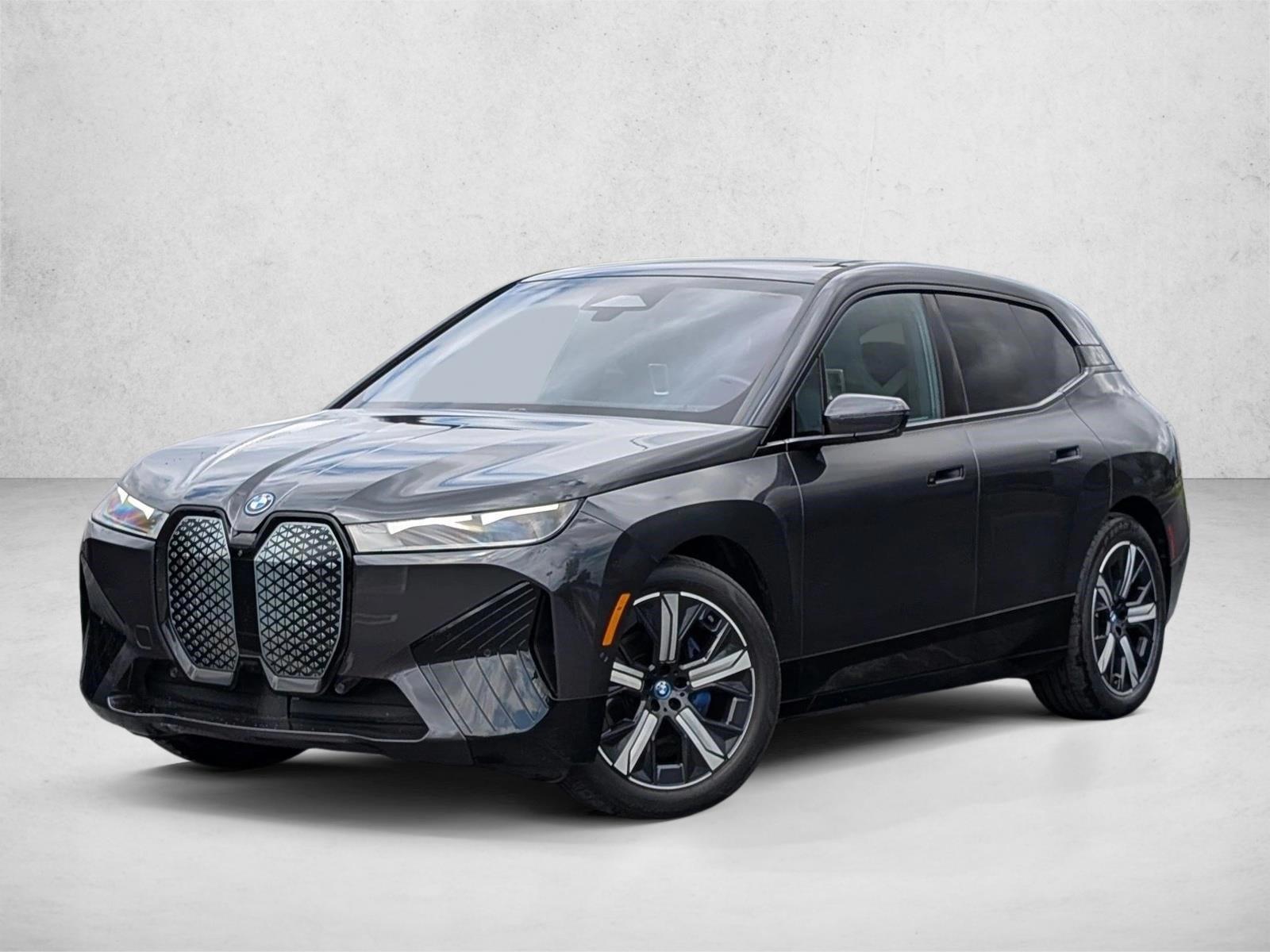 Thumbnail: 2022 BMW iX - 1