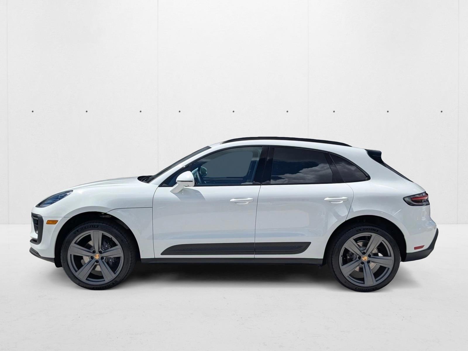 Thumbnail: 2026 Porsche Macan - 2