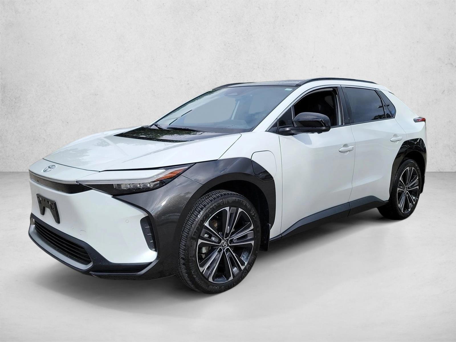 Thumbnail: 2023 Toyota bZ4X - 1