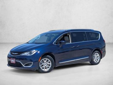 2020 Chrysler Pacifica Touring L -
                  Valencia, CA