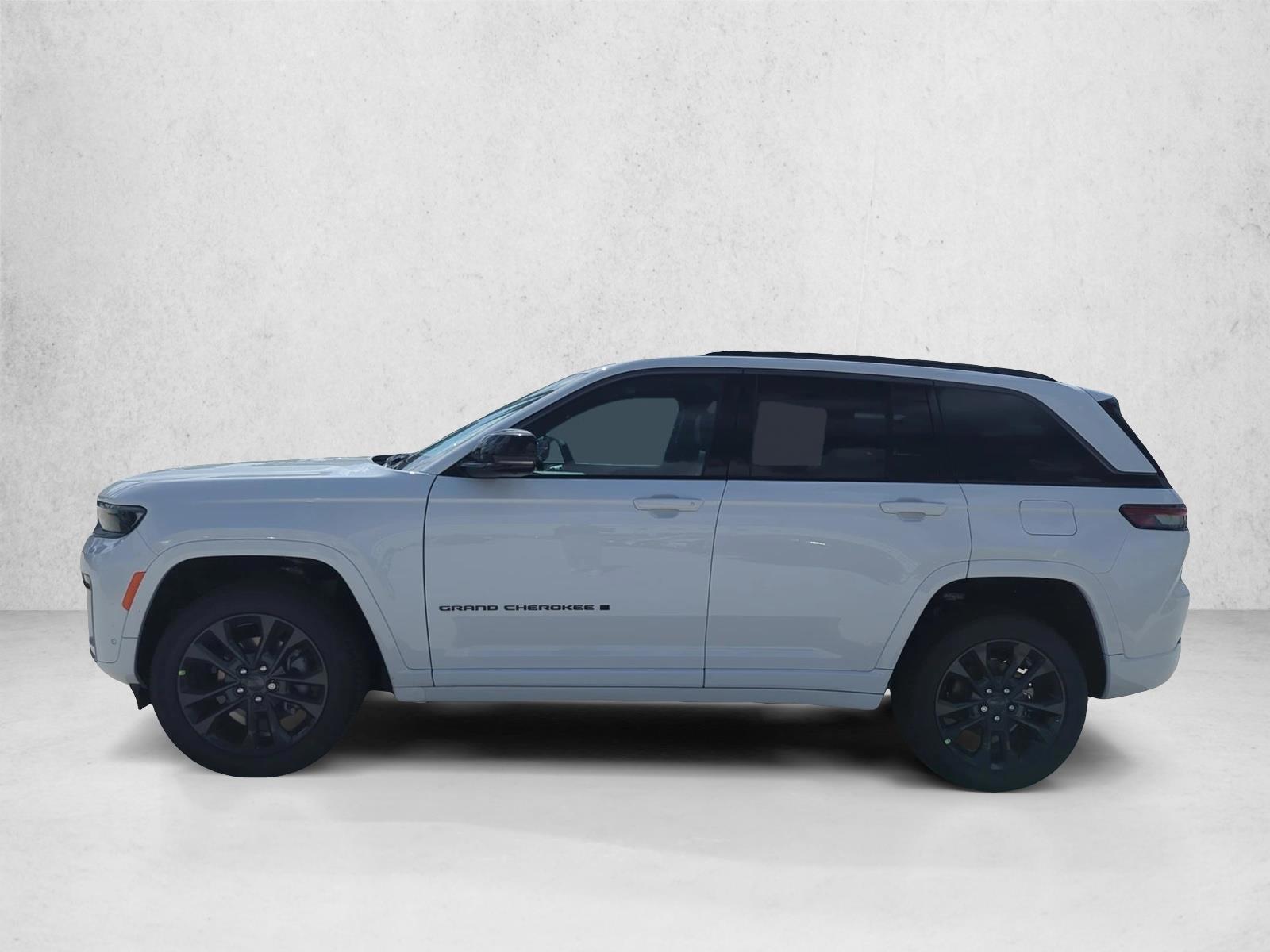 Thumbnail: 2026 Jeep Grand Cherokee - 2