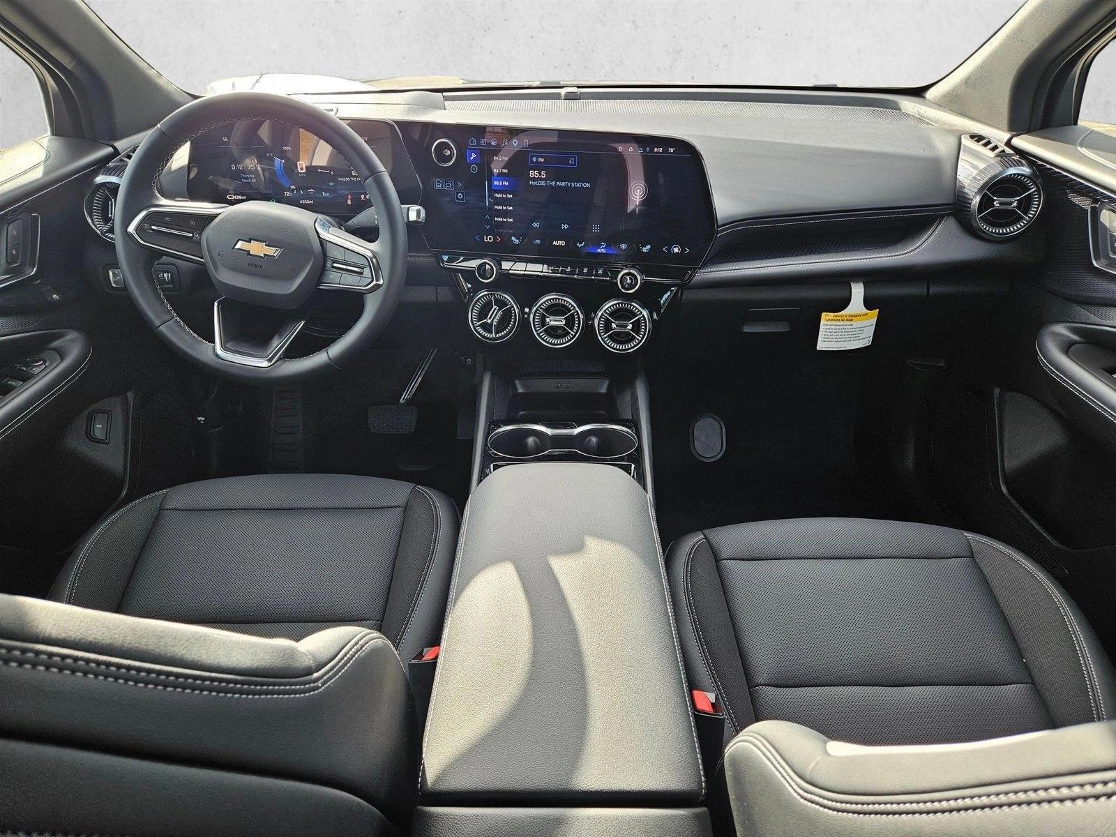 Thumbnail: 2026 Chevrolet Blazer EV - 3