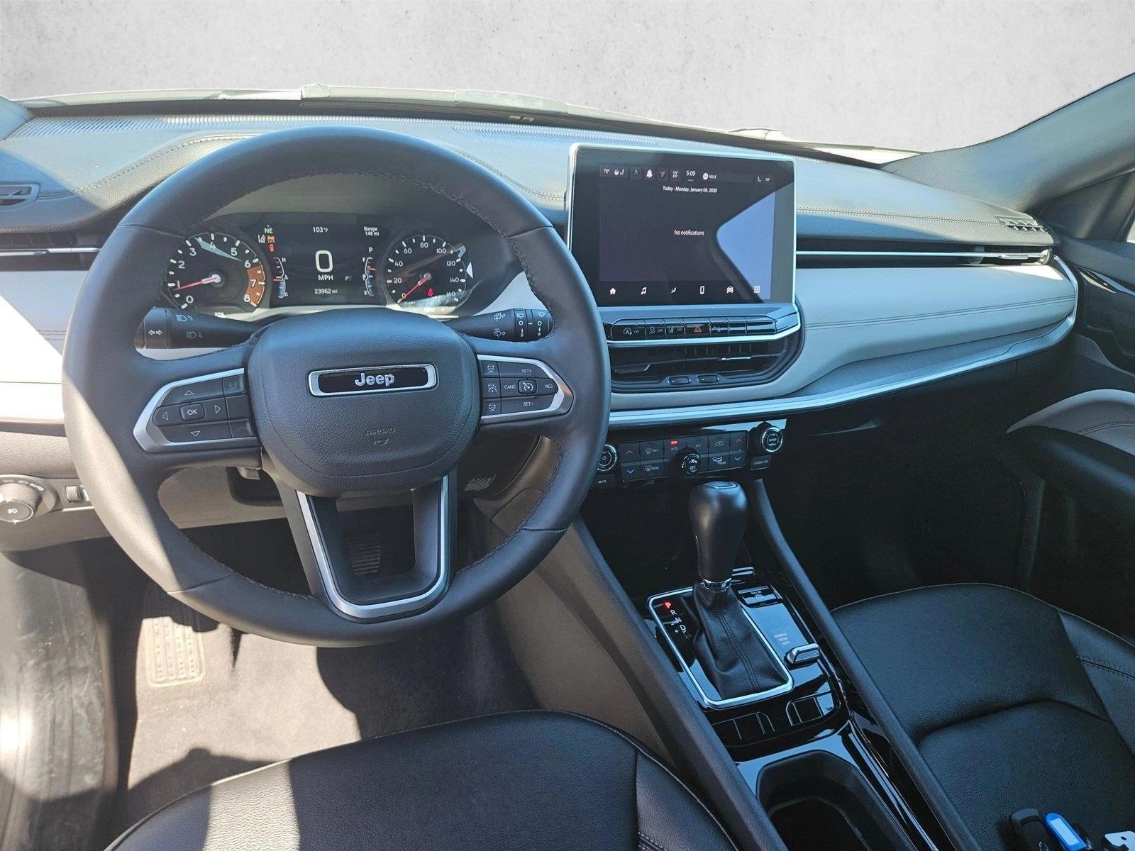 Thumbnail: 2025 Jeep Compass - 3