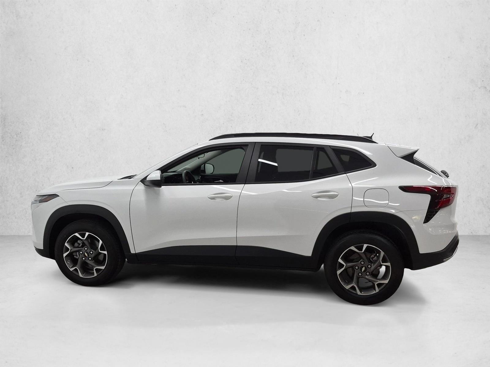 Thumbnail: 2024 Chevrolet Trax - 2