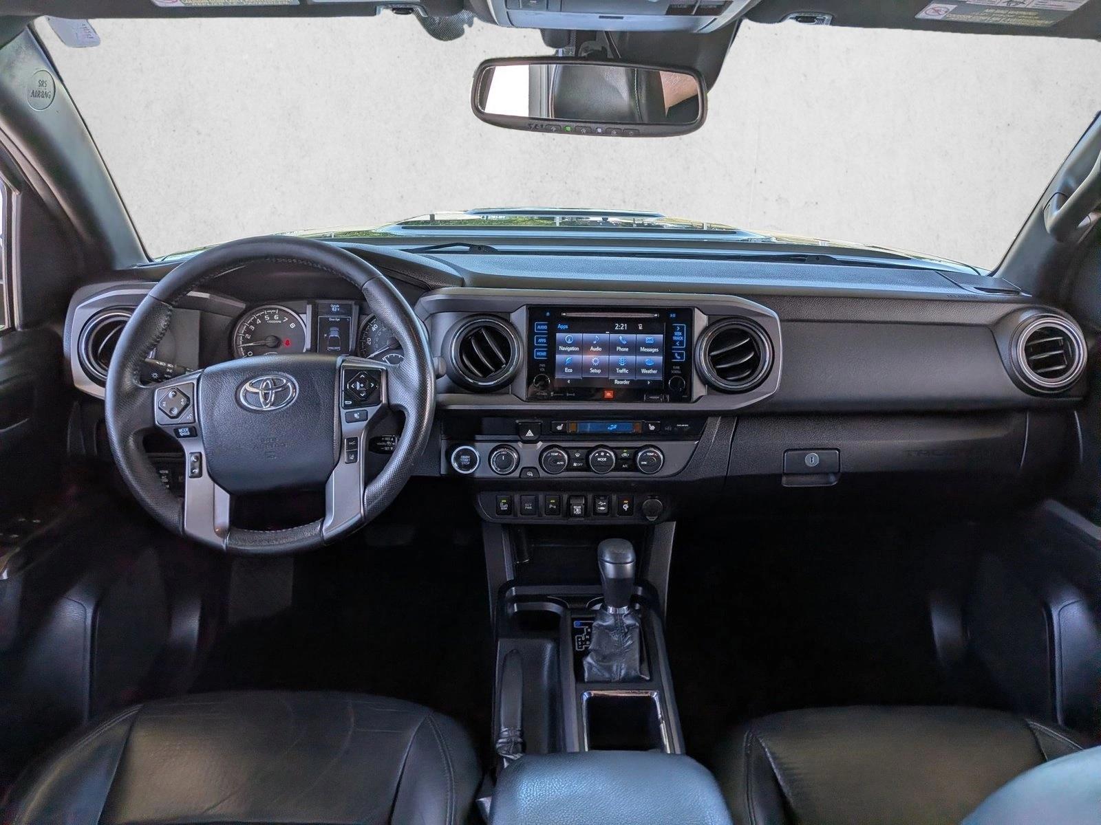 Thumbnail: 2019 Toyota Tacoma - 3