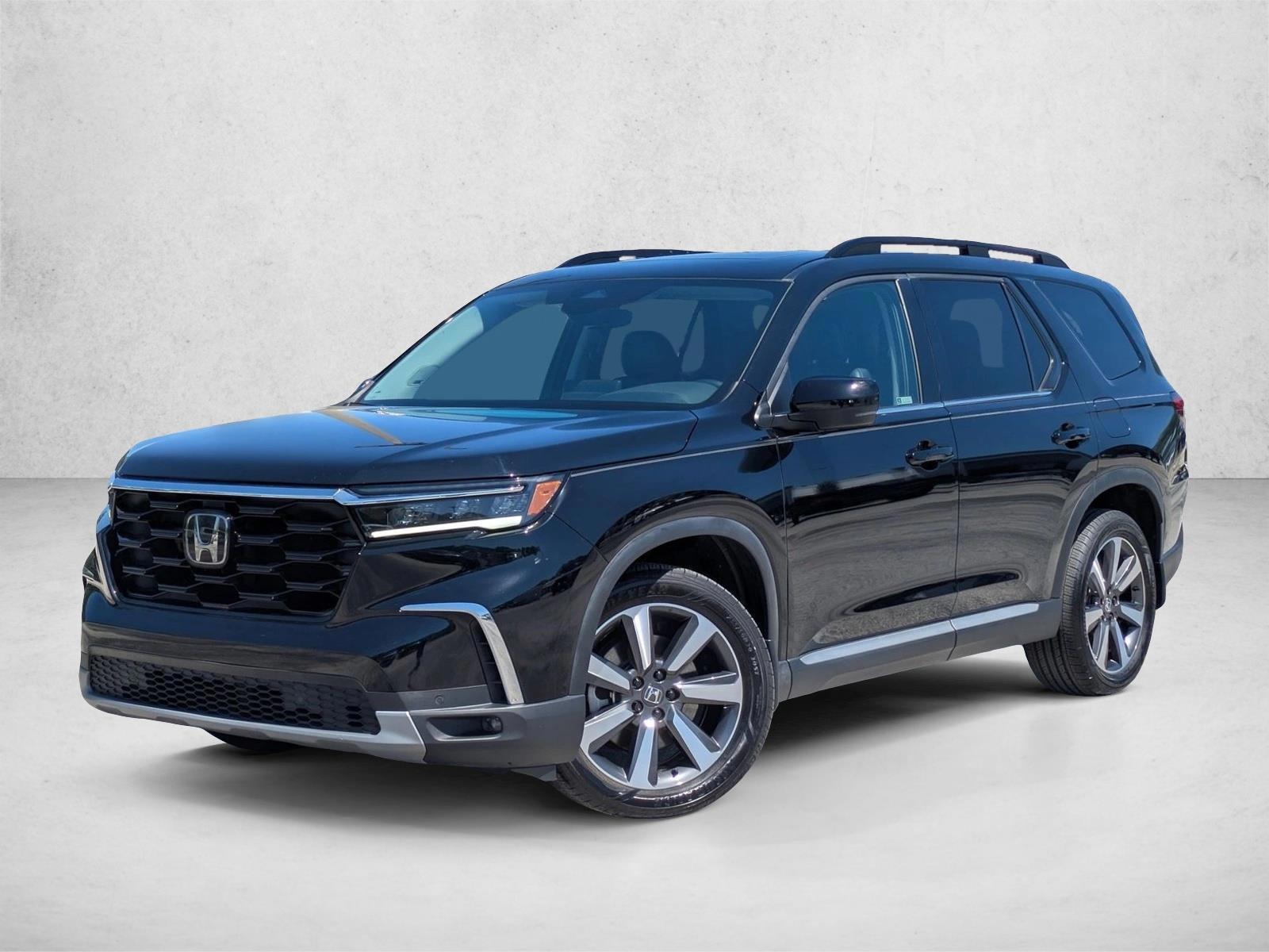 Thumbnail: 2023 Honda Pilot - 1
