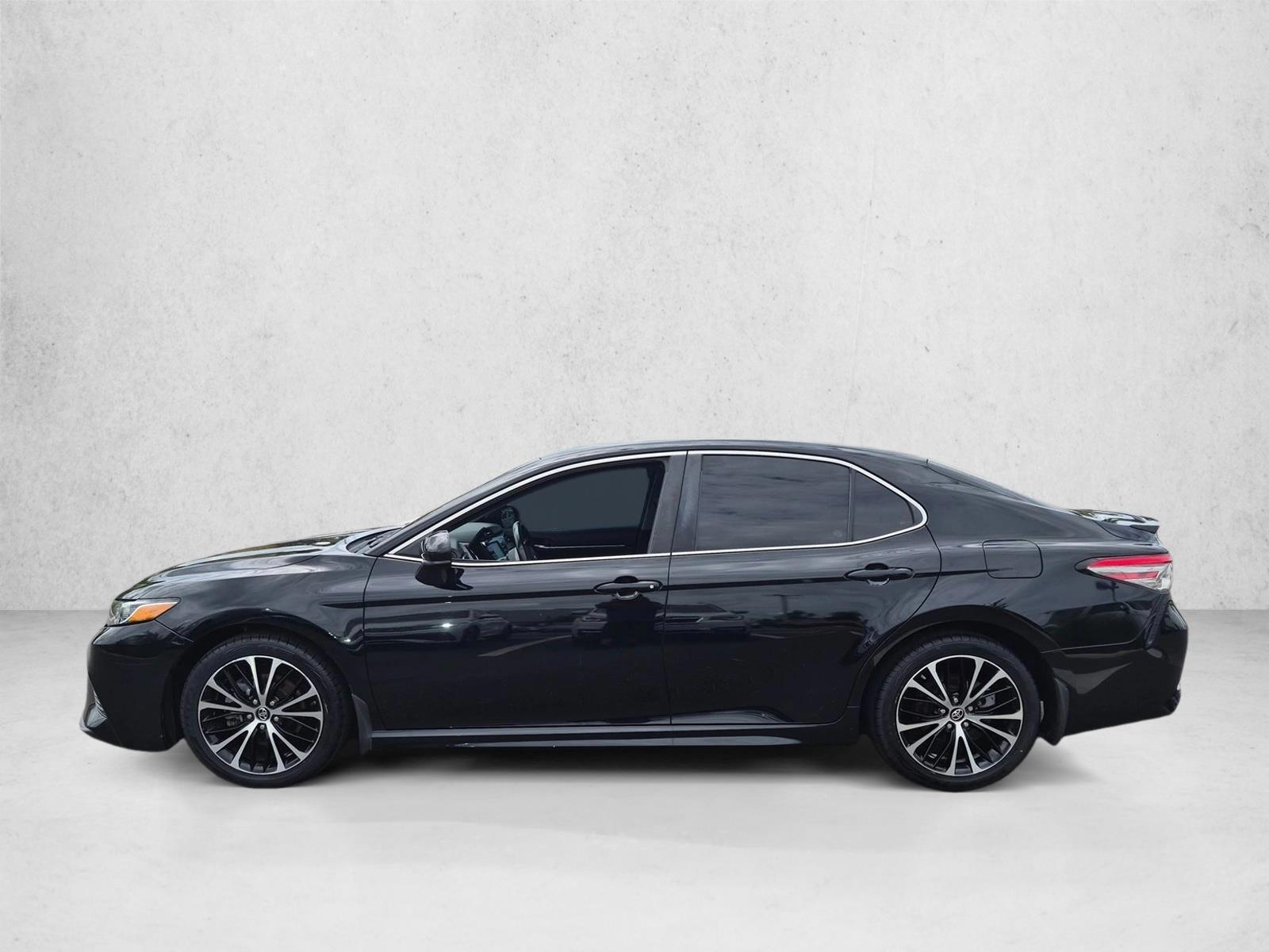 Thumbnail: 2018 Toyota Camry - 2