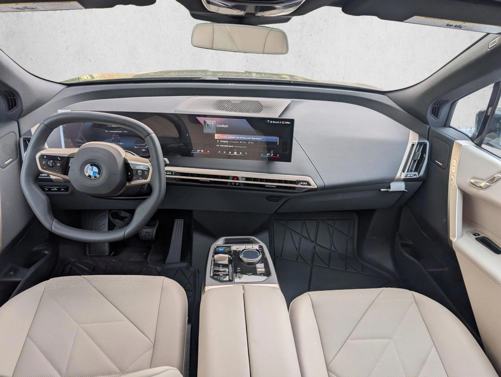Thumbnail: 2026 BMW iX - 4