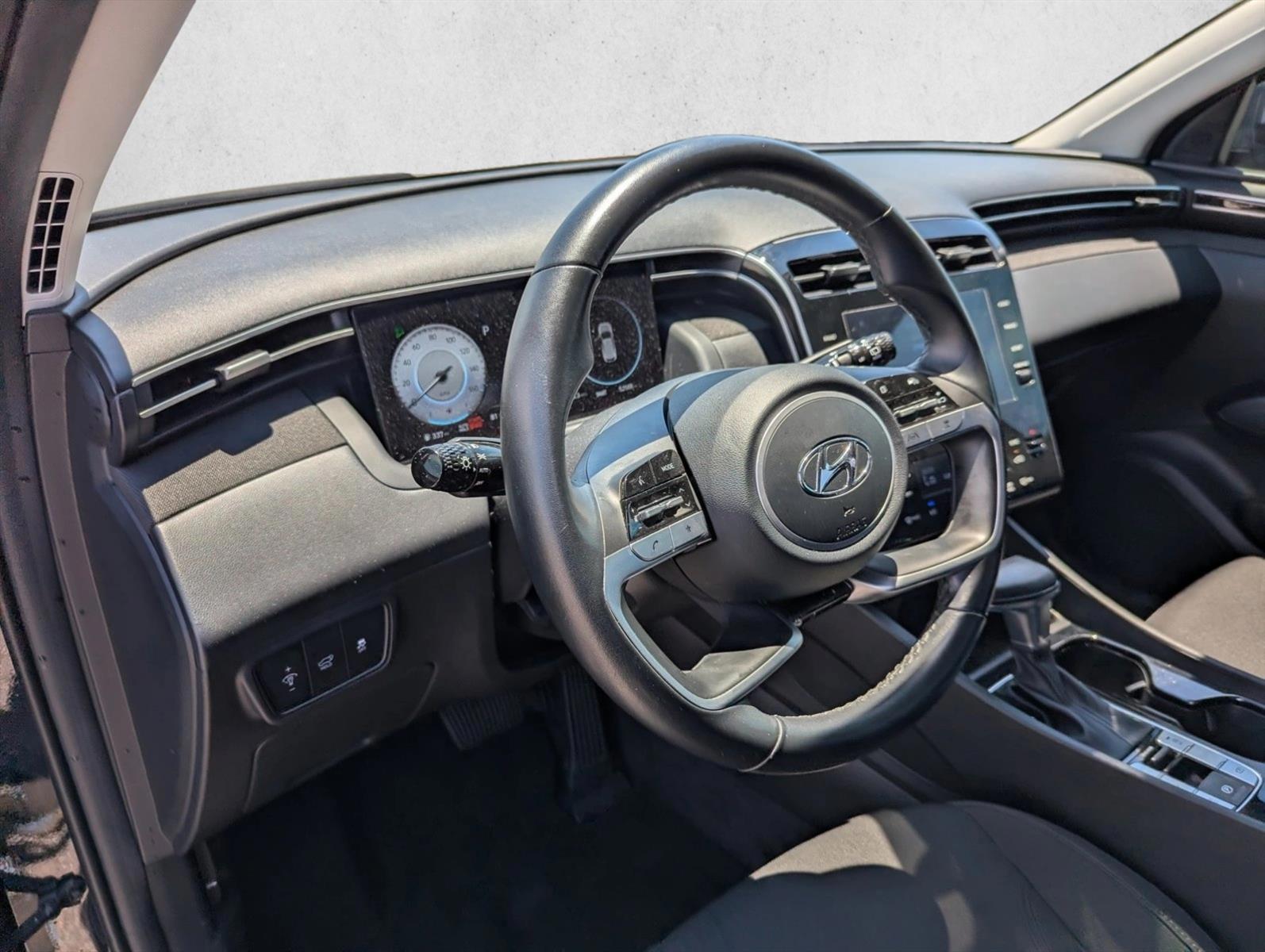 Thumbnail: 2022 Hyundai Tucson - 3