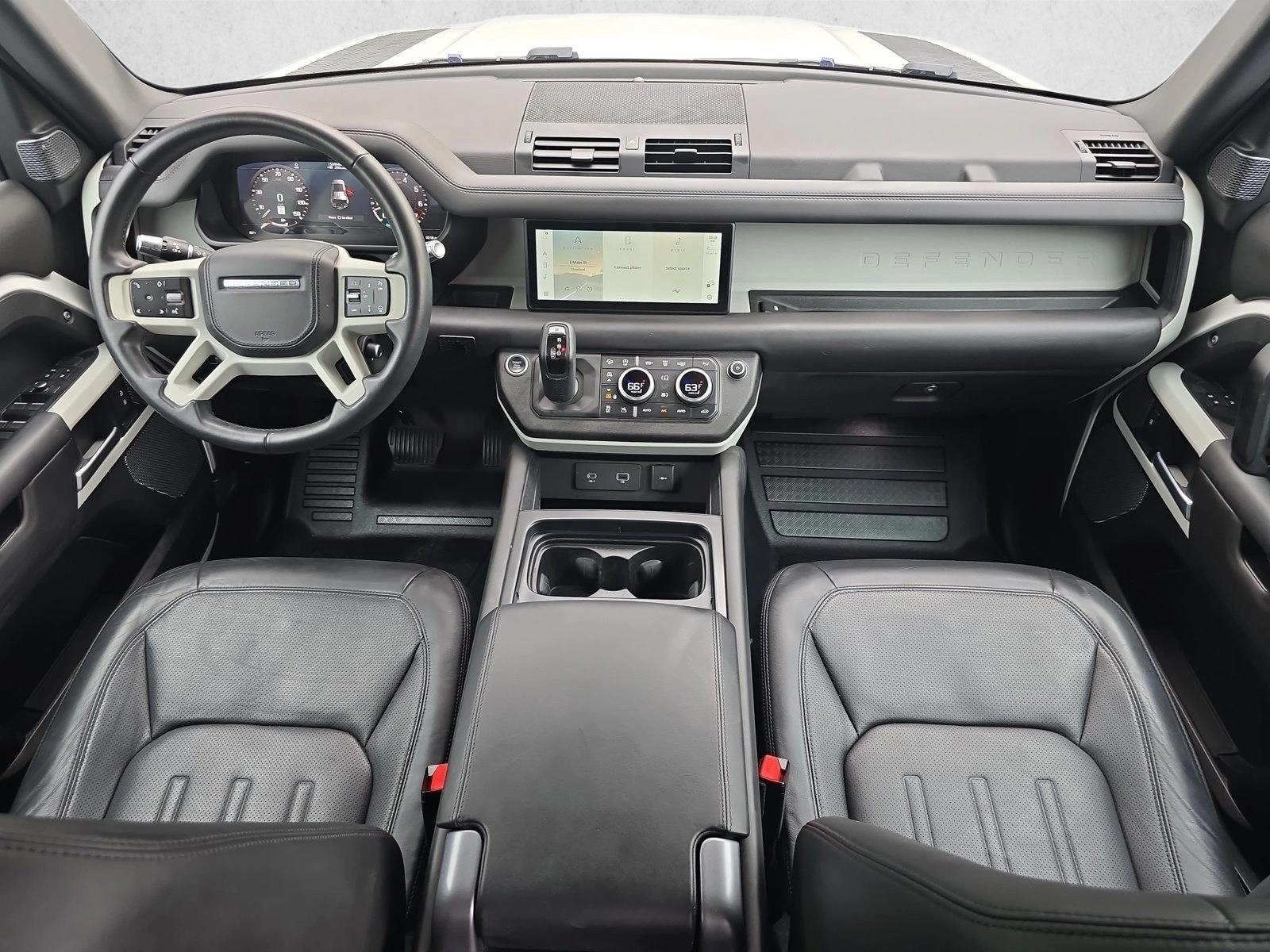 Thumbnail: 2020 Land Rover Defender - 3