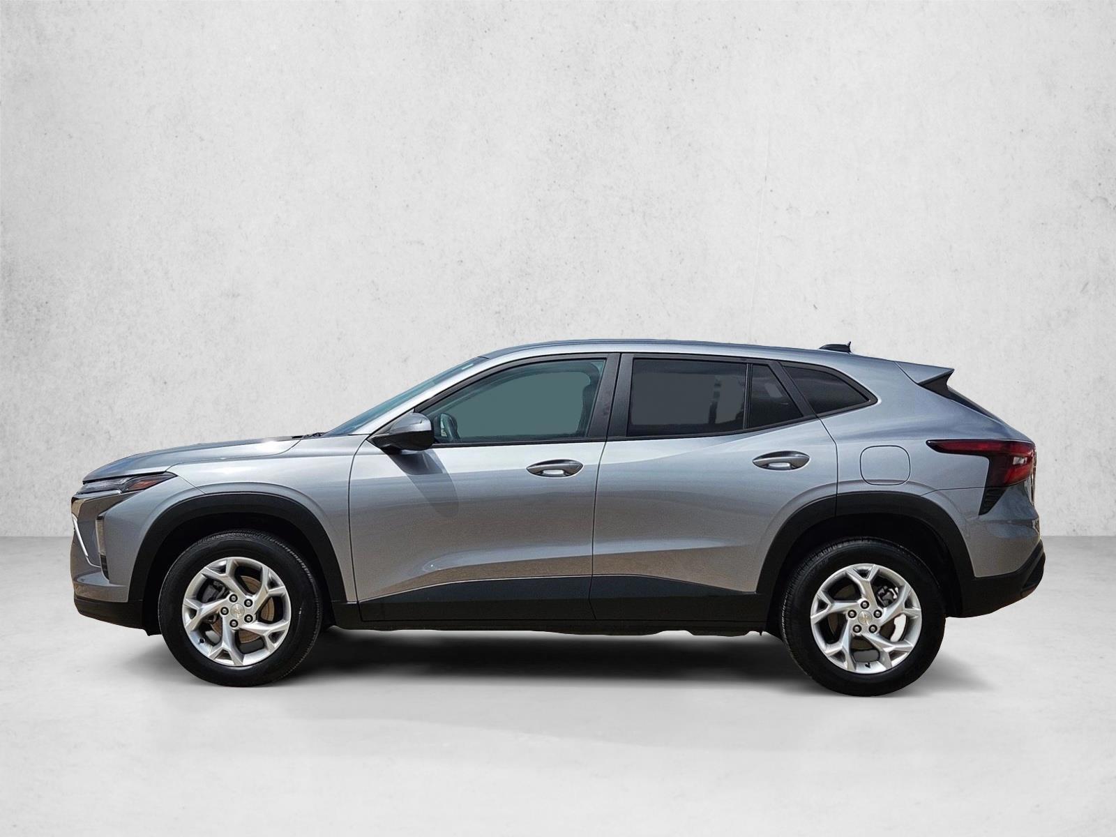 Thumbnail: 2025 Chevrolet Trax - 2