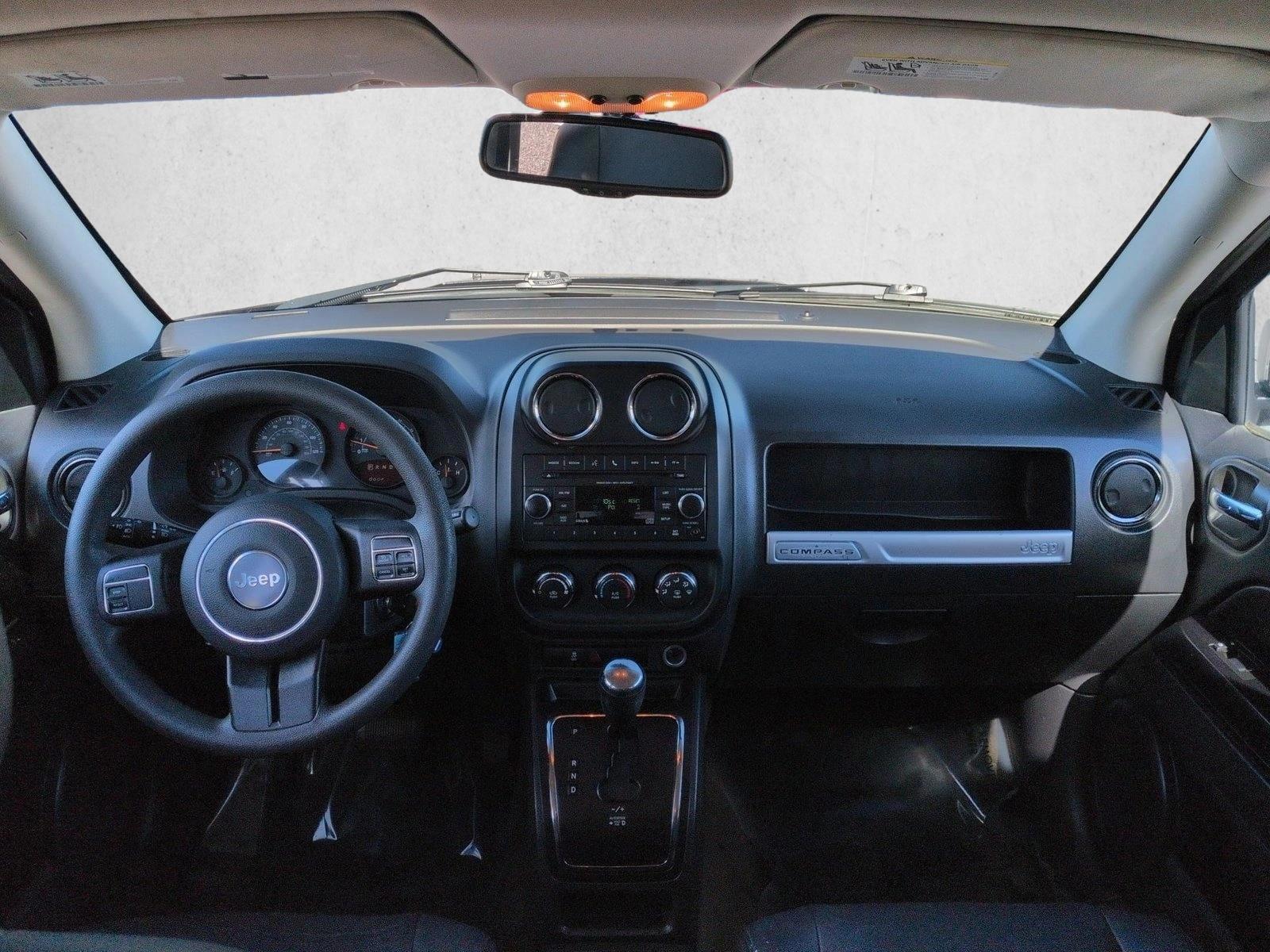 Thumbnail: 2017 Jeep Compass - 3
