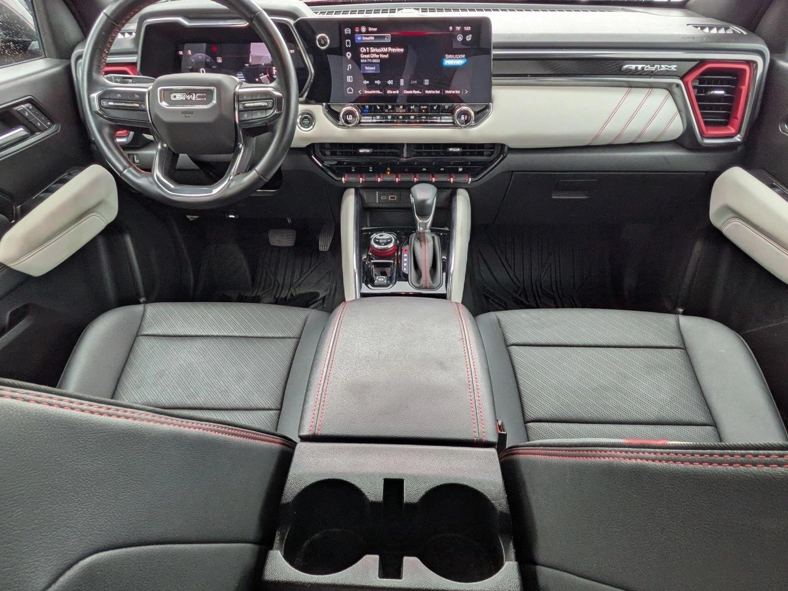 Thumbnail: 2024 GMC Canyon - 3