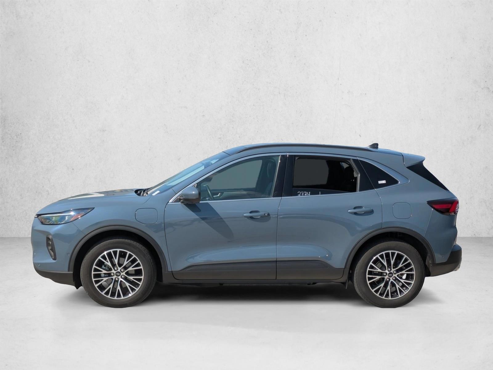 Thumbnail: 2023 Ford Escape - 2