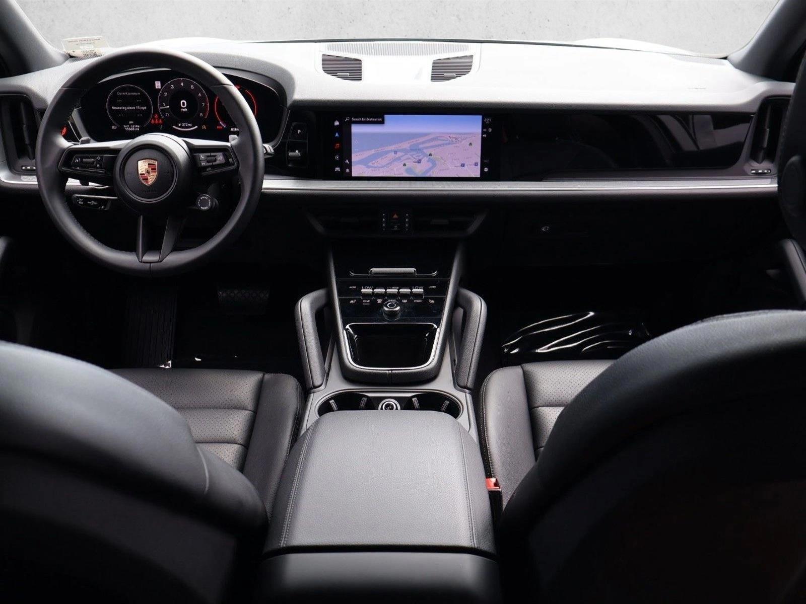 Thumbnail: 2025 Porsche Cayenne - 4
